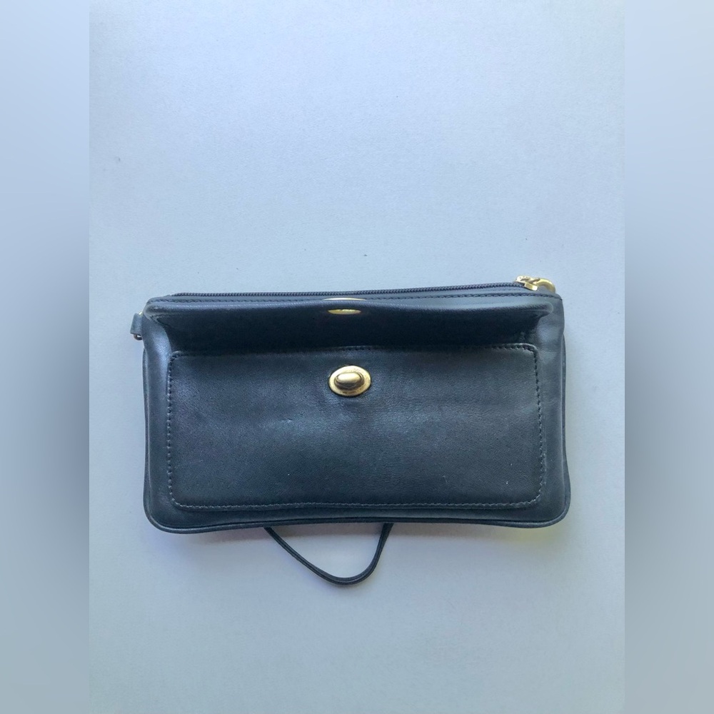 Vintage COACH Black Leather Turnlock Legacy Wristlet - Picture 11 of 14